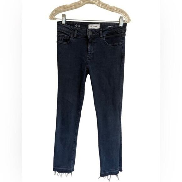 DL1961 Mara Instasculpt Straight Ankle in Rye Dark Wash Size 26 $208 MSRP - Picture 2 of 11